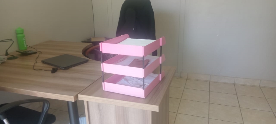 Commercial Property for Sale in Flamwood North West